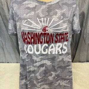 This Washington State Cougars camouflage super soft   t-shirt size XL
